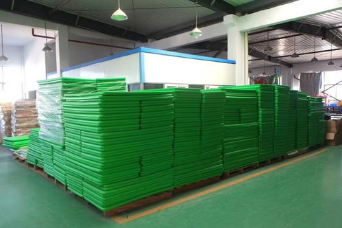 2022幼兒園木制塑料雙人桌四人桌六人桌工廠批發(fā)價(jià)